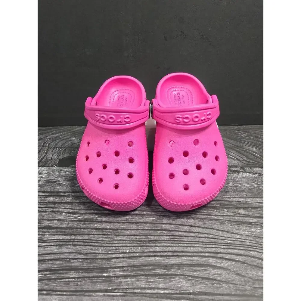 CROCS up sale